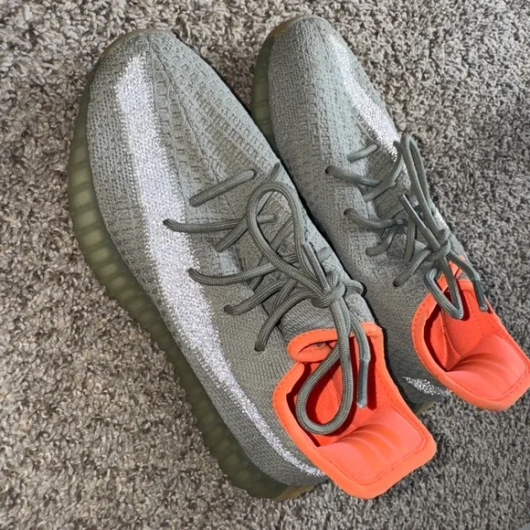 Yeezy Boost 350 'Desert Sage'Adidas / Sneakers / Yeezy Boost 350 is  available for purchase on au PAY Market - Imported Goods Online Store  Co.Ltd. | au PAY Market - Online Shopping Site